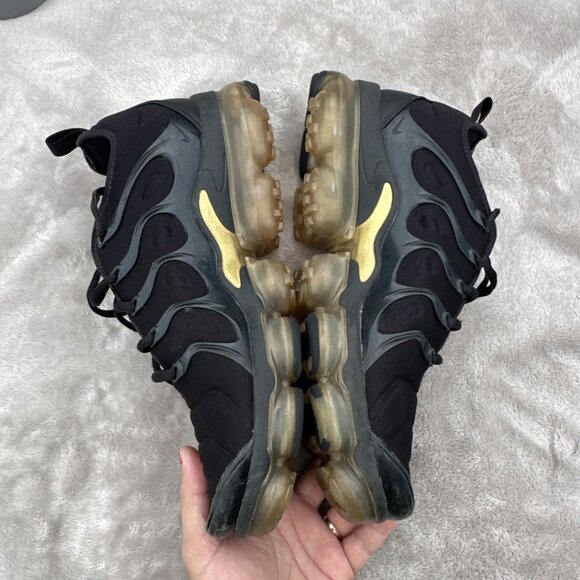 10 - Nike Air VaporMax Plus Black Gold MENS CW7299-001 Sneakers main image 8